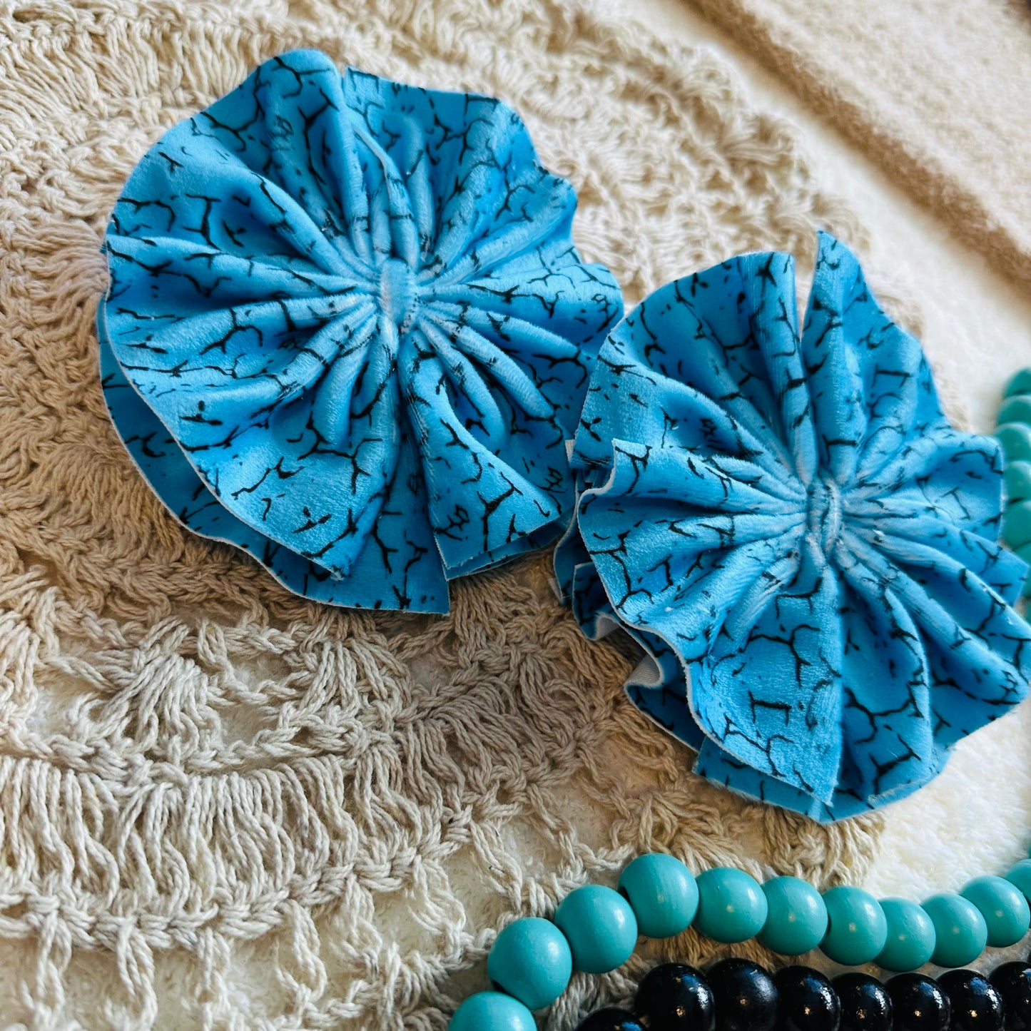 Turquoise Shredded Piggies