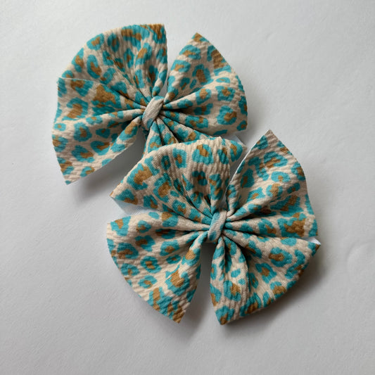 Turquoise Leopard Pinwheels