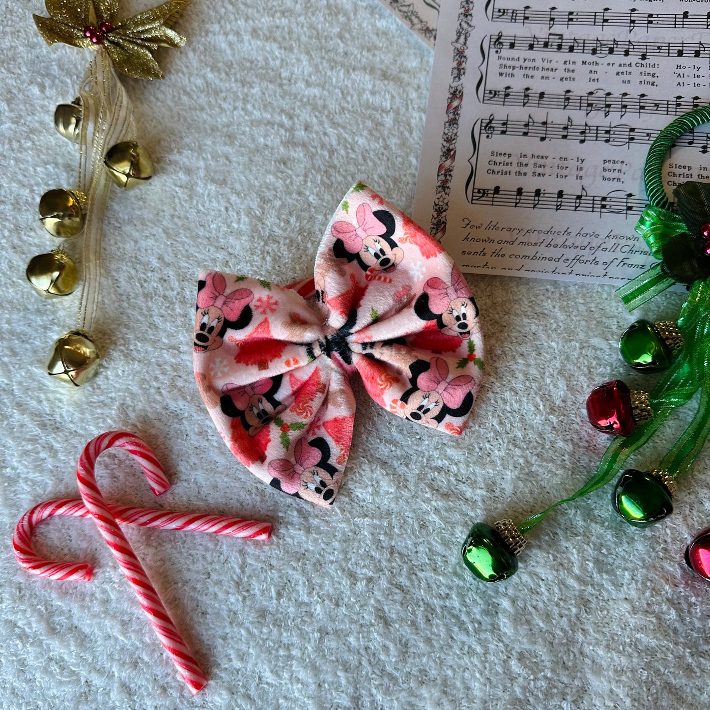 Holiday Minnie Big Bow